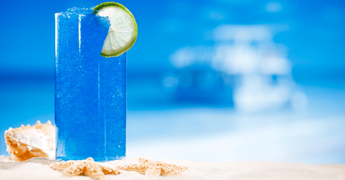 Staminade Trace 72 Blue Ocean with crushed ice and lemon
